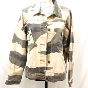 Easel Denim Camouflage Button Down Front Button Pockets Cuff Collar Jacket NWT M